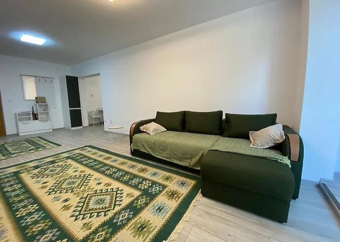M&M Apartment
